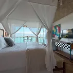 Vilatoro Guest House